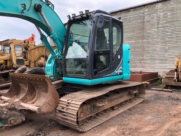 Kobelco SK140SR LC-5 BEY-63729 Excavator - Image 3