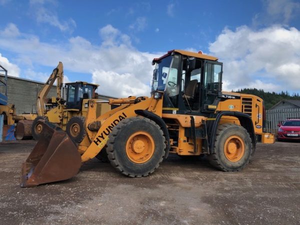 Hyundai HL730-9A Loading Shovel - £25,000