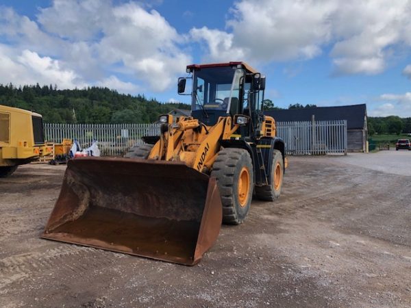 Hyundai HL730-9A Loading Shovel - £25,000 - Image 3