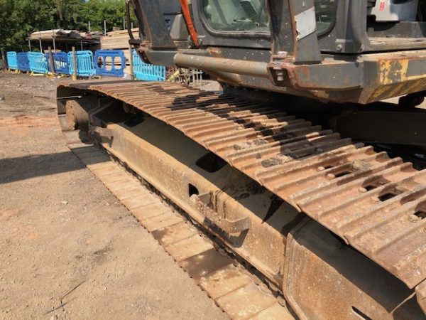 Hitachi ZX210LC-3 Hydraulic Crawler Excavator - £22,000 - Image 10