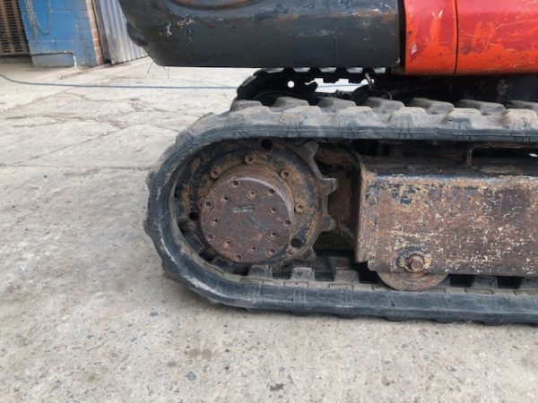 Kubota K008-3 Micro Digger - £8,000 - Image 3